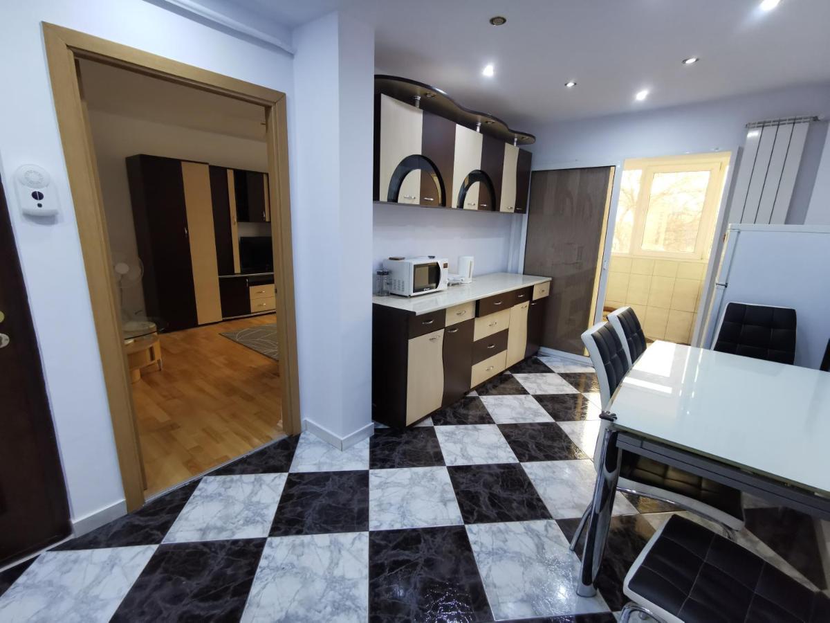 Feelhome Apartment คาลิมาเนช ภายนอก รูปภาพ