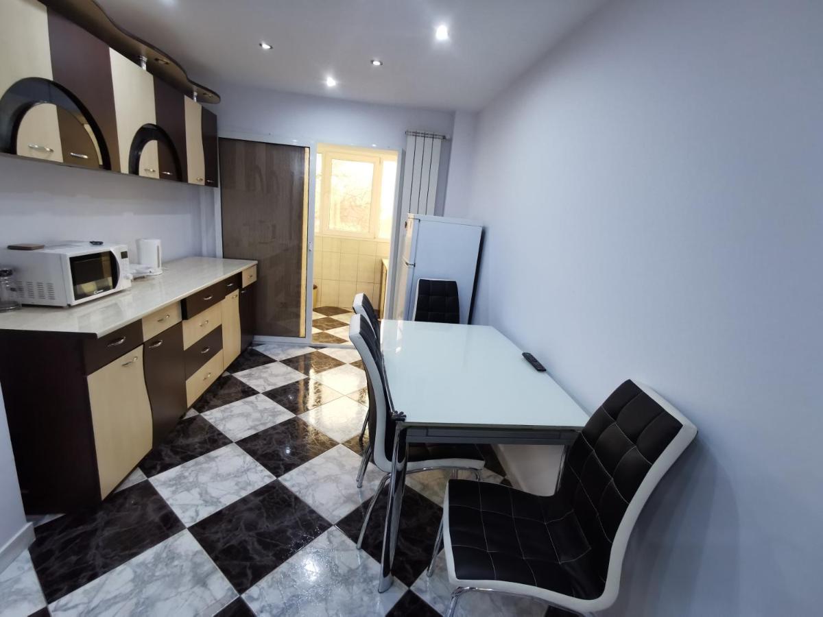 Feelhome Apartment คาลิมาเนช ภายนอก รูปภาพ