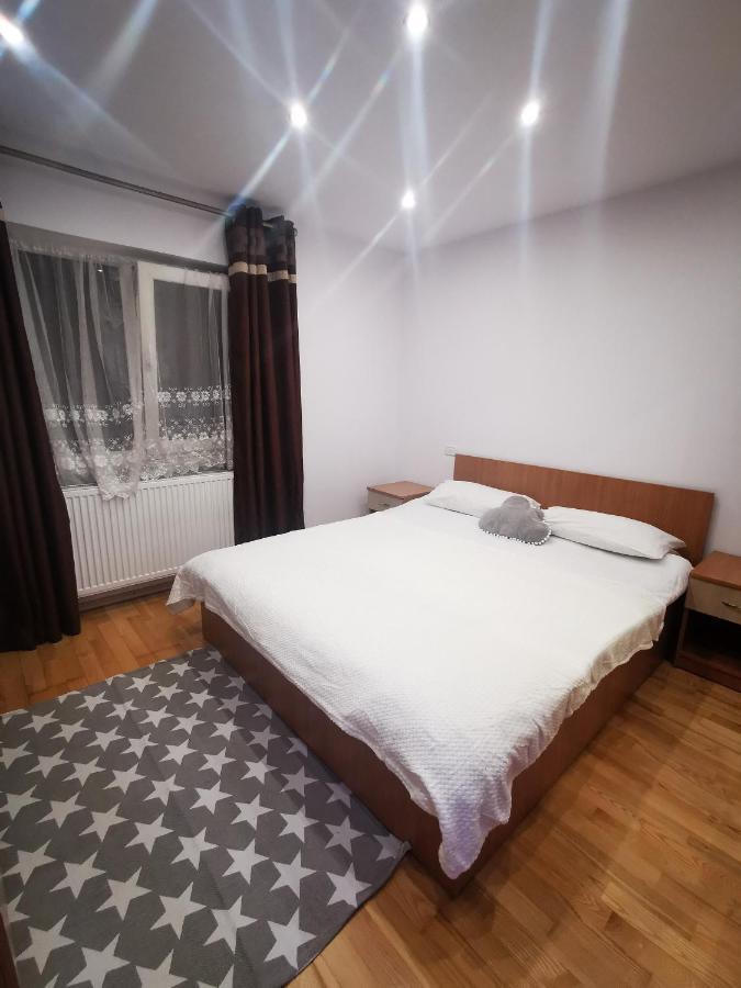 Feelhome Apartment คาลิมาเนช ภายนอก รูปภาพ